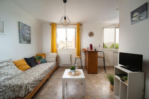 Fully equipped apartment ideal for 2 people